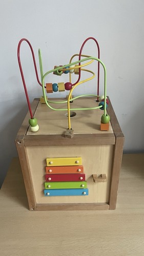 Early learning centre - early, wooden