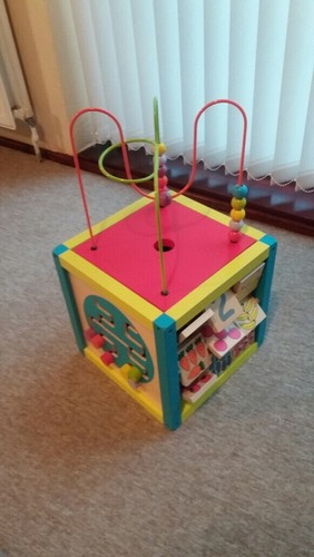 Kids activity play cube - in,